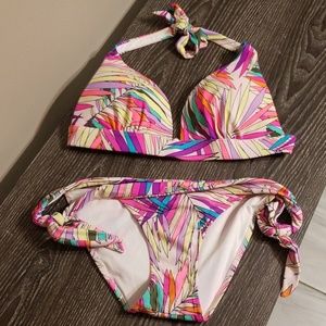 Victoria's Secret Swim - VS Neon Tropical Halter Bikini Victoria's Secret Swim - VS Neon Tropical Halter Bikini